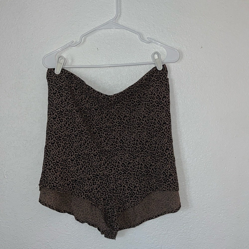 AE Leopard Soft Short